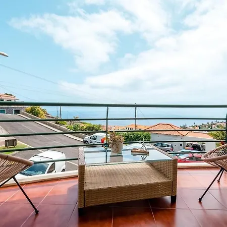 Ocean Breeze Retreat Caniço