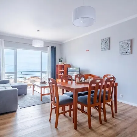 Ocean Breeze Retreat Apartment Caniço